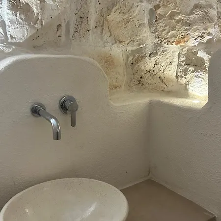 Πανσιόν Trullo Moi 4*
